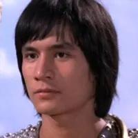 배우, 감독인 부성의 대표 이미지