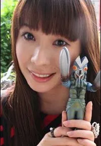 배우인 이와사키 마리코의 대표 이미지