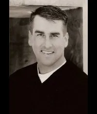 영화배우인 롭 리글의 대표 이미지