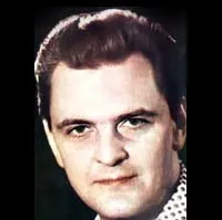 영화배우인 유리 야코블레프의 대표 이미지