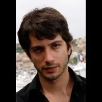 영화배우인 조하르 스트라우스의 대표 이미지