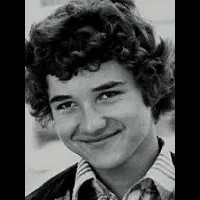 배우인 텔로니우스 베르나르의 대표 이미지