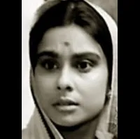 배우인 마다비 무커지의 대표 이미지