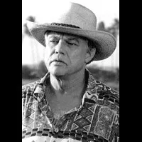 배우인 조 돈 베이커의 대표 이미지