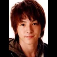 배우인 우치야마 마사토의 대표 이미지