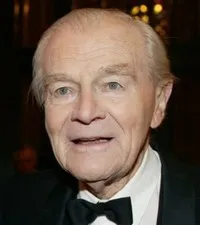 배우인 라도반 루카브스키의 대표 이미지