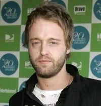 영화배우인 조슈아 레오나드의 대표 이미지