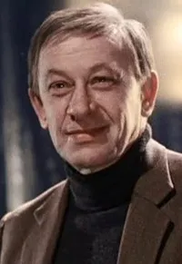 영화배우인 예브게니 예브스티그니프의 대표 이미지