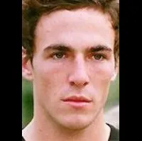 배우인 빅토르 카릴의 대표 이미지