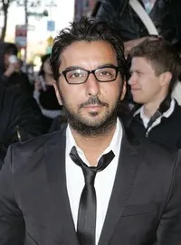 배우, 제작/기획, 감독, 각본인 대니 A. 아벡카세르의 대표 이미지