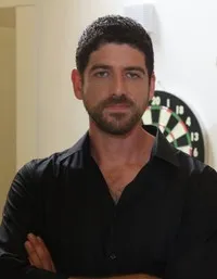 배우인 세말 후날의 대표 이미지