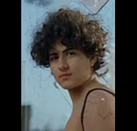 배우인 이마드 크레이디의 대표 이미지