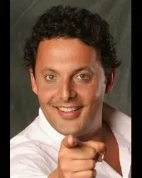 배우, 감독, 각본인 엔리코 브리그나노의 대표 이미지