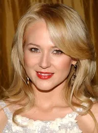 가수인 쥬얼의 대표 이미지