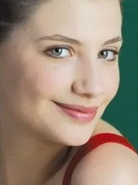 배우인 미리암 지오바넬리의 대표 이미지