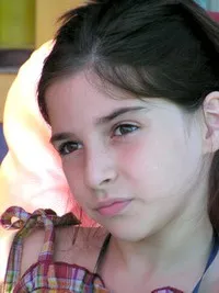 배우인 밀리차 스파소예비치의 대표 이미지