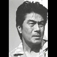 영화배우인 쿠라타 야스아키의 대표 이미지