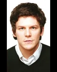 배우인 띠볼트 뱅꽁의 대표 이미지