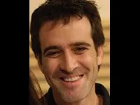 배우인 조하르 슈트라우스의 대표 이미지