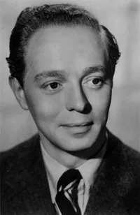 배우인 지미 핸리의 대표 이미지