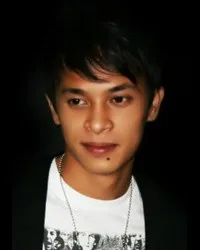 배우인 자히릴 아드짐의 대표 이미지