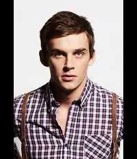 영화배우인 라우리 틸카넨의 대표 이미지