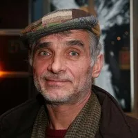 배우인 올드리흐 카이세르의 대표 이미지