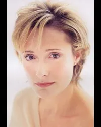 영화배우인 캐롤라인 구달의 대표 이미지