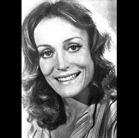 배우인 캐리 스노드그레스의 대표 이미지