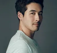 탤런트인 션 리차드의 대표 이미지