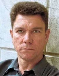 배우인 미로슬라우 즈브로예위츠의 대표 이미지