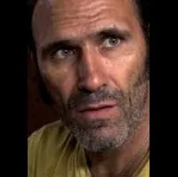 배우인 안토니오 부일의 대표 이미지