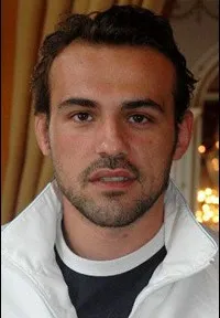 배우인 스테판 리도의 대표 이미지