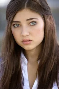 배우인 쉘비 영의 대표 이미지