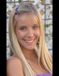 배우인 밀리 로소의 대표 이미지