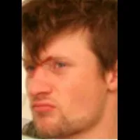 배우인 미하일 데멘톄프의 대표 이미지