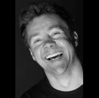 배우인 프레데릭 에포드의 대표 이미지