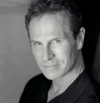 배우, 음악인 마이클 토랜드의 대표 이미지