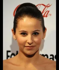 영화배우인 아이렌 에스콜라의 대표 이미지