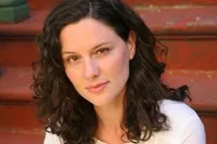 영화배우인 제니퍼 라플러의 대표 이미지