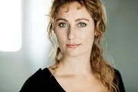 배우인 패트리시아 슈만의 대표 이미지