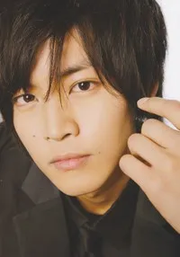 영화배우, 모델인 마츠자카 토리의 대표 이미지