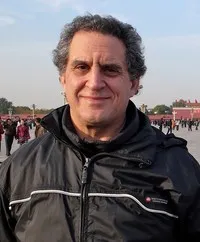 영화감독인 해롤드 크룩스의 대표 이미지