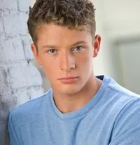 영화배우인 브렛 디에의 대표 이미지