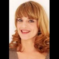 배우인 올리비아 코테의 대표 이미지