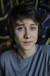 배우인 오웬 캠벨의 대표 이미지