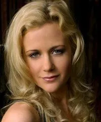 영화배우인 레이첼 카파니의 대표 이미지