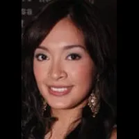 모델, 배우인 이나 펠레오의 대표 이미지