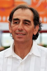 배우인 반젤리스 모우리키스의 대표 이미지