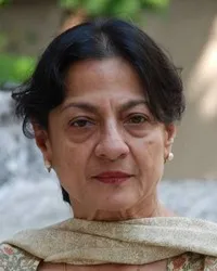 배우인 타누자의 대표 이미지